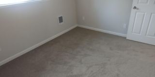 Chelan Gallery 25