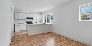 908 Indiana Street - C Gallery 1