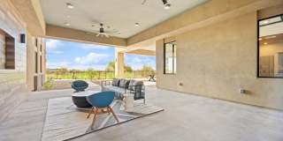 Longbow Luxury Apartments Gallery 20