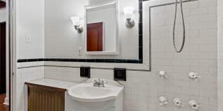 READY FOR MOVE IN! Don't miss this UPDATED 3-bedroom in Forest Hills! Gallery 18