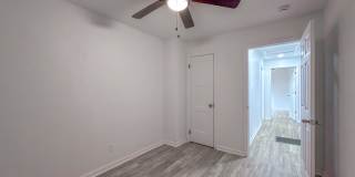 RENOVATED 4/2 in Walkable Location, Stainless Steel Appliances, & Garage/Workshop! Available NOW for $1850/month! Gallery 36