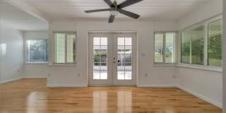 Stunning Pool Home in Sapphire Shores – West of the Trail Near the Ringling Museum Gallery 19