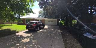4762 Greenfield Drive Gallery 1