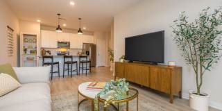 Middle Sound West Apartments Gallery 48
