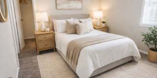 Bloom at Lilburn Gallery 1