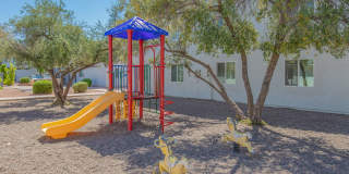 Two Five Greenway Apartments Gallery 16