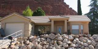 Beautiful Home in Coral Cove Heights Gallery 1
