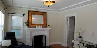 343 Perkins Street Gallery 1