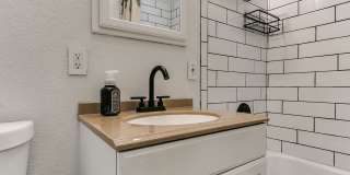 Charming 2 Bedroom Home in Oklahoma City Gallery 32
