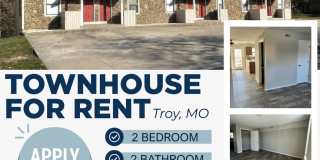 2BR/2BA Two Story Townhouse in Troy City Limits Gallery 1