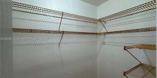2600 NE 135th St Gallery 19