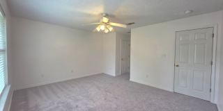 Centrally Located 3/2.5 | Fenced Yard + Loft + Garage Gallery 12