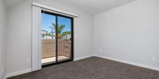 Mission Beach. 3 bedroom, 2.5 bath, 2 car garage, Gallery 23