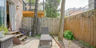 1926 BAINBRIDGE Street Gallery 21