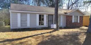 4712 Royal Ridge Dr Gallery 1