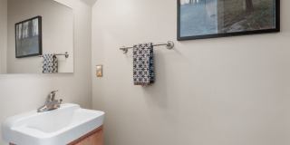 Luxury Furnished Loft on Broadway Luxury Furnished Loft on Broadway Gallery 14