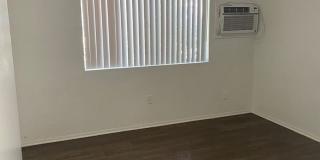 Warren St Family Village Gallery 8