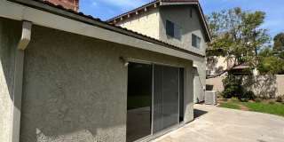 Camarillo - Four bedroom, 2.5 bathroom, plus loft Gallery 33