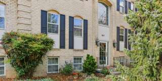 Versailles Apartment Gallery 1