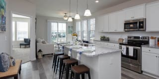 Crest at Burkitt Ridge Apartments and Townhomes Gallery 2