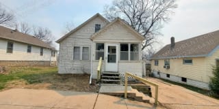 5823 Lake Street Gallery 1