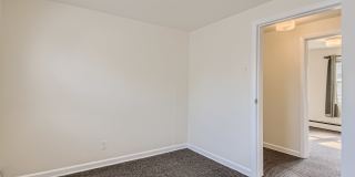 512 Porter Street Gallery 11
