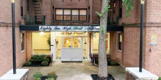 Martin Manor Apartment Homes Gallery 1