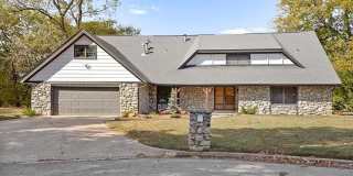 8610 Meadowood Circle Gallery 1