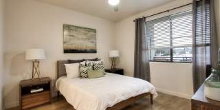 View 32 Apartments Gallery 21