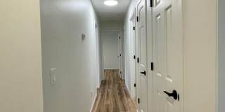Great Location 3 bedroom 1 bath 1car garage Gallery 14