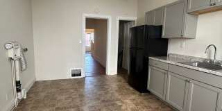 Spacious 3 bedroom uptown, Harrisburg Gallery 11