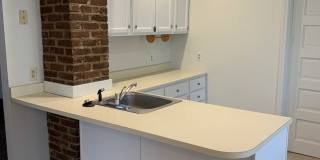 2-bed home across from Glenn Park! Gallery 10