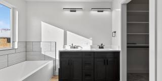 $500 off first month - BRAND NEW 3 BED 2.5 BATH TOWNHOMES WITH 2 CAR GARAGE Gallery 43