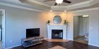 Fully Furnished 4BR Home with Fenced Yard & 2-Car Garage in Stoneburrow Gallery 5