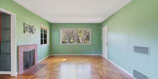 5116 Village Grn Gallery 5