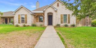 Beautiful 3-Bedroom Home in Heritage Hills Gallery 1