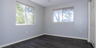 Stunning Renovation - New Hardwood flooring, tile in Kitchen. Granite countertops, breakfast bar Gallery 19