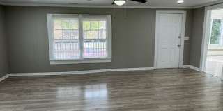 414 East Washington Avenue Gallery 9