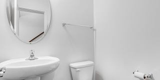 7308 WOOD POND Circle Gallery 3
