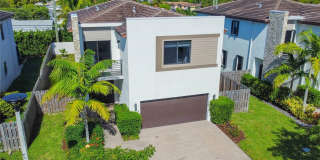 21016 Northeast 2nd Court Gallery 1