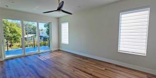 Bold Sarasota Bay Luxury Custom Home, 5 beds/4 baths, Private pool. Gallery 46