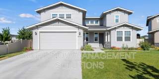 4923 North Glenrock Avenue Gallery 1