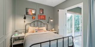 7507 1/2 Lexington Ave Gallery 10