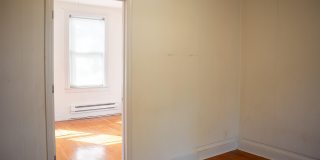 294 CLERK ST Gallery 11