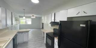 Beautiful 3 bedroom 1.5 bath waiting for you to call home . Gallery 9