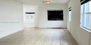 3616 NE 3rd Ct Gallery 8