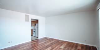 4825 Hill Ave Gallery 4