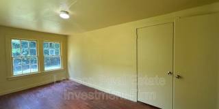 2520 Merwin St. Gallery 12