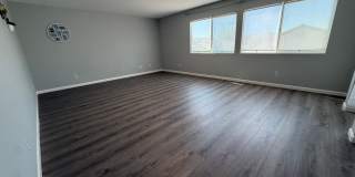 AVAILABLE NOW! LEASE TODAY! 4 Bedroom 3 Bath Elk Grove Home with Bonus Room! Gallery 16