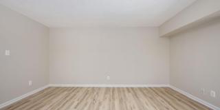 11659 STONEVIEW Square Gallery 18